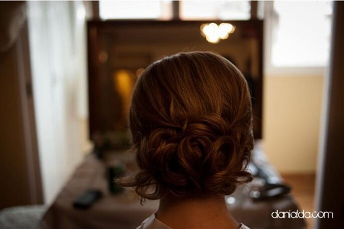 Peinados clásicos para novia. Foto de Dani Alda.