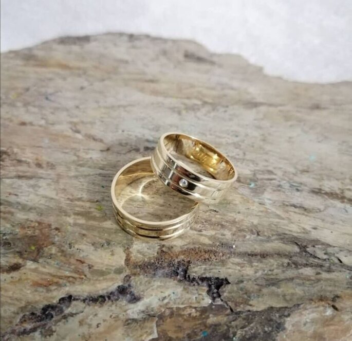 Magma Joyería anillos de compromiso argollas matrimonio Bogotá