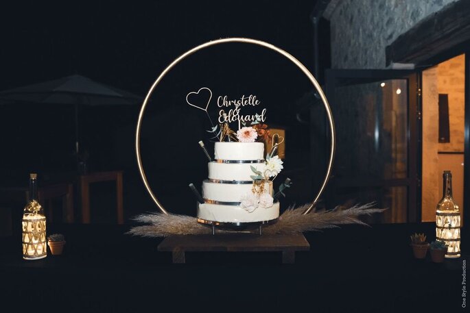 décoration du gâteau de mariage pièce montée