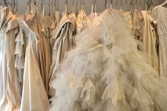 Los más de 90 modelos de vestidos de novia. Foto: Ana Jiménez.