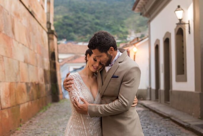 Das Montanhas Gerais: Editorial Ouro Preto