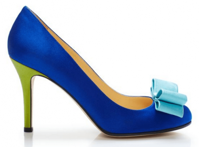 Chaussures de mariée bleue brillante avec touches colorées - Photo Kate Spade