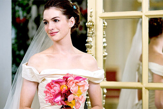 Anne Hathaway a déjà joué les mariées dans le film 'Guerra de novias', avec une robe Vera Wang. Photo: 20th Century Fox