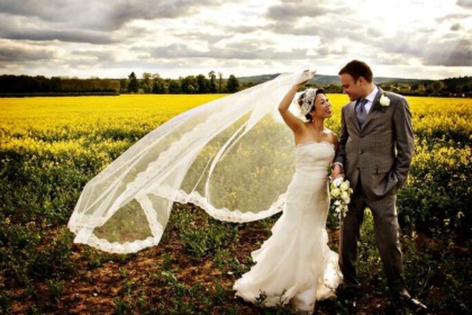¿Qué vestidos de novia se llevan para casarse en el campo?