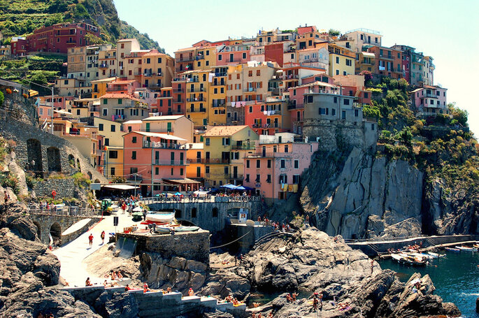 10 de las ciudades más románticas en Italia para tu luna de miel (Cinque Terre) - Brian Stacey en Flickr (CC)