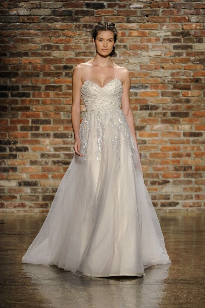 Sofisticada y romántica: vestidos de novia de Hailey Paige colección otoño  2014