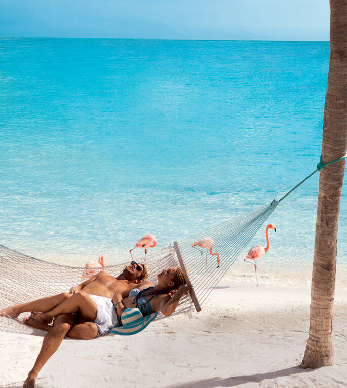 Hermosas playas y balnearios para que te relajes con tu pareja. Foto: www.es.aruba.com