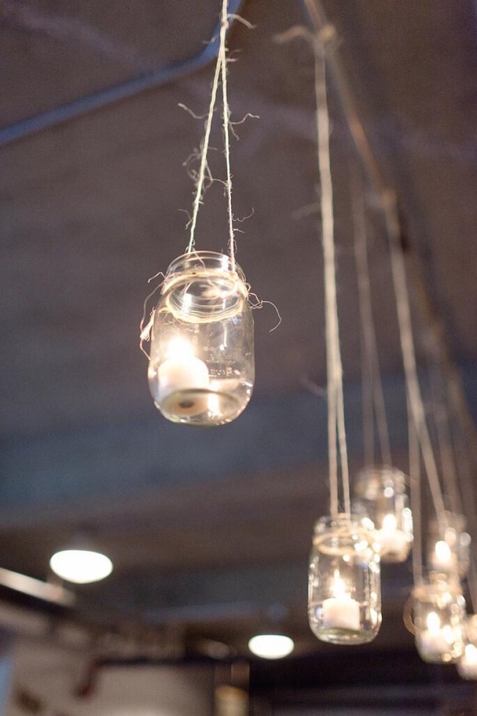 Las ideas más originales para usar los mason jars en tu boda - We Heart Photography