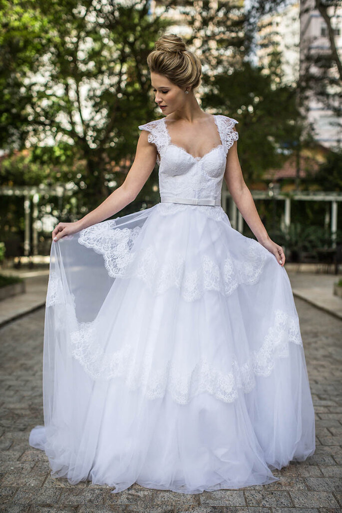 Casamento Noiva Quanto custa um vestido das principais