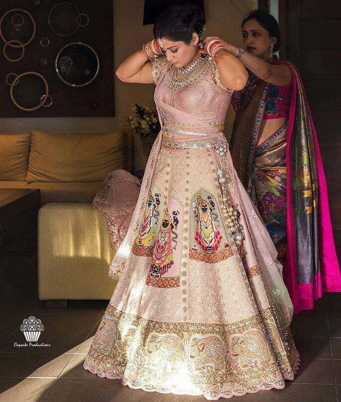 Buy Bridal Lehenga / Wedding Lehenga Online At Best Peice IN Samyakk