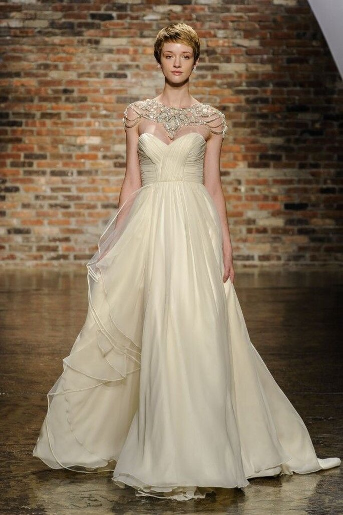 Vestido de novia con joyas incorporadas - Foto Hayley Paige