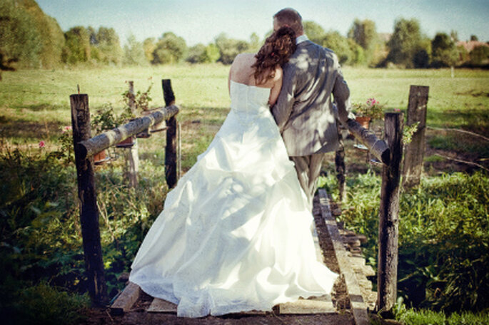 Utiliza un vestido de novia usado para tu boda - Foto: David Uno