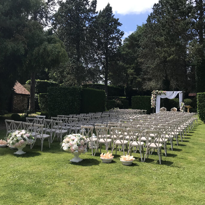 Cérémonie de mariage en plein air à La Catrache