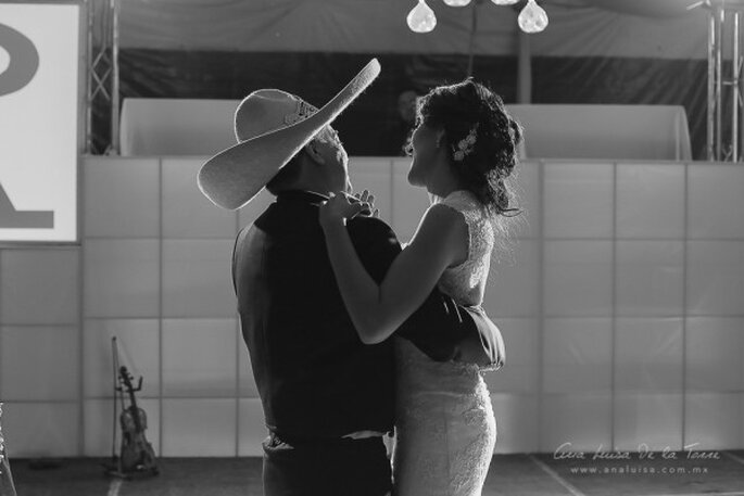 Real Wedding: Caballos, la novia más hermosa y un guapo novio vestido de charro - Foto Ana Luisa de la Torre