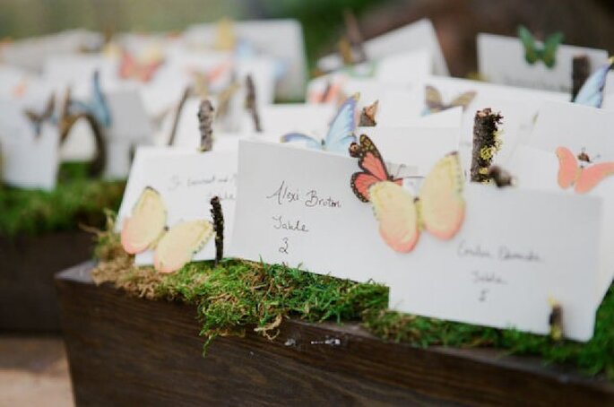 Indicadores de mesa inspirados en las mariposas - Foto Picotte Weddings