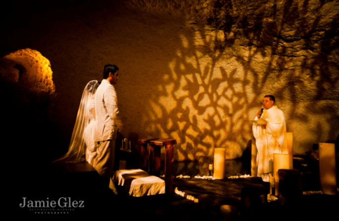 Increíble boda de Claudia y Tito en la Capilla de Guadalupe - Foto Jaime Glez