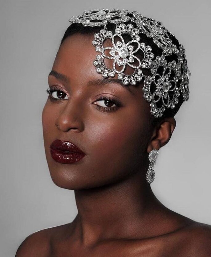Penteados para noivas negras: os mais lindos modelos e acessórios