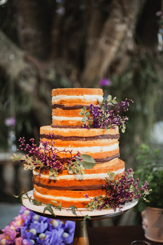 Bolo: Confeitaria Caqui - Foto: Johnny Moraes Fotografia