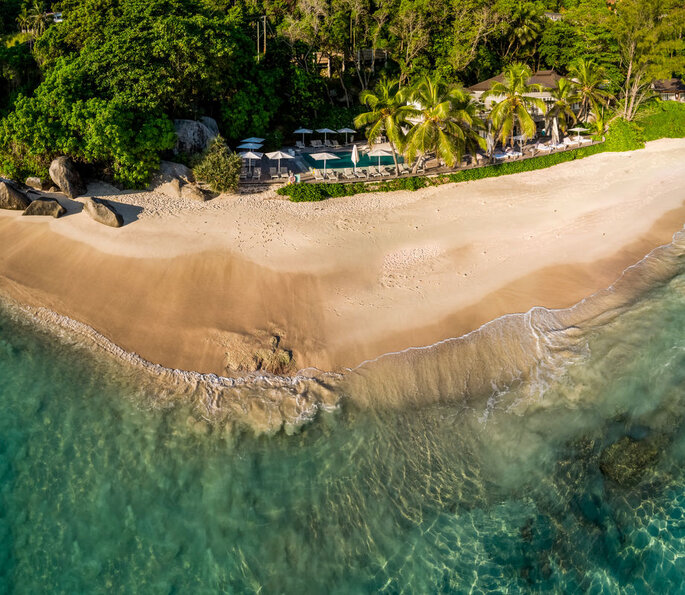 Carana Beach Resort