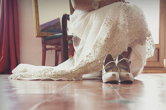 Chaussures de mariage : choisissez-les aussi chics que confortables - Photo : 35 mm fotografos