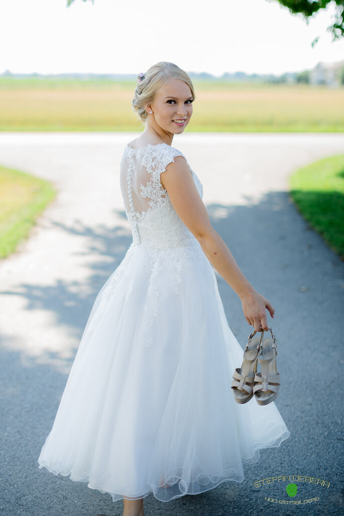 La novia - Hochzeitsmode für Braut & Bräutigam