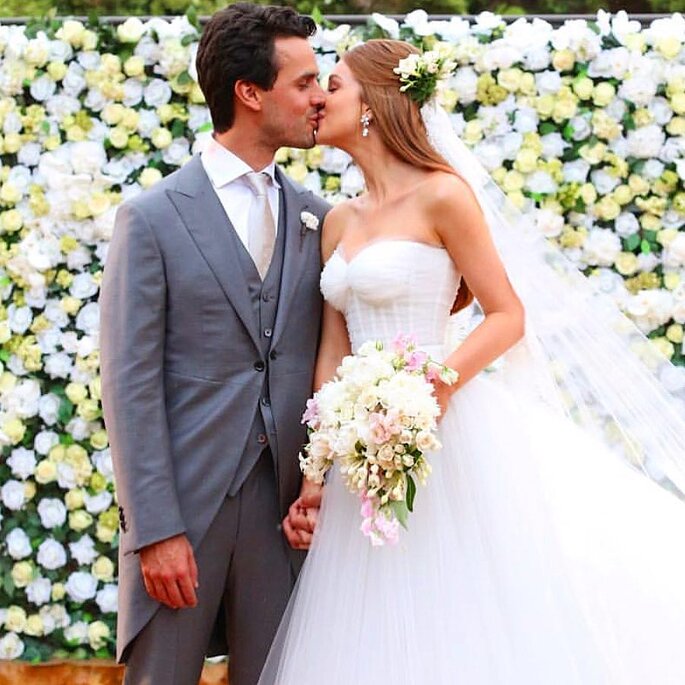 Backdrop de flores casamento Marina Ruy Barbosa