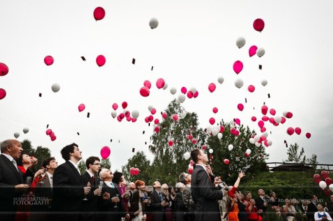 balony z helem na ślubie