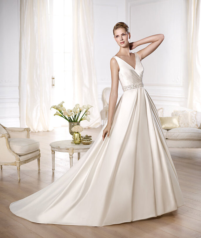 Vestido de novia ODINA de Pronovias 2014. Foto: www.pronovias.es