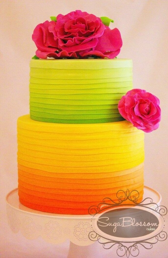 Pastel de bodas en colores neon - Foto Sugar Blossom Cakes
