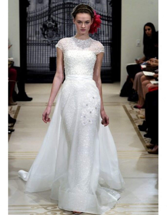 Vestido de novia con aplicaciones de cristal, escote redondo con abalorios 