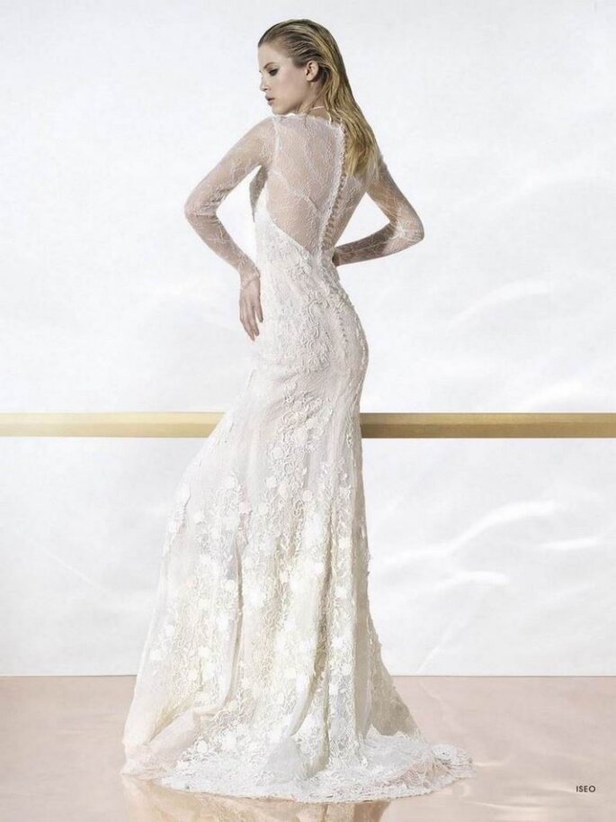 Vestido de novia Iseo de Yolan Cris 2014. Vista posterior. Foto: www.yolancris.com