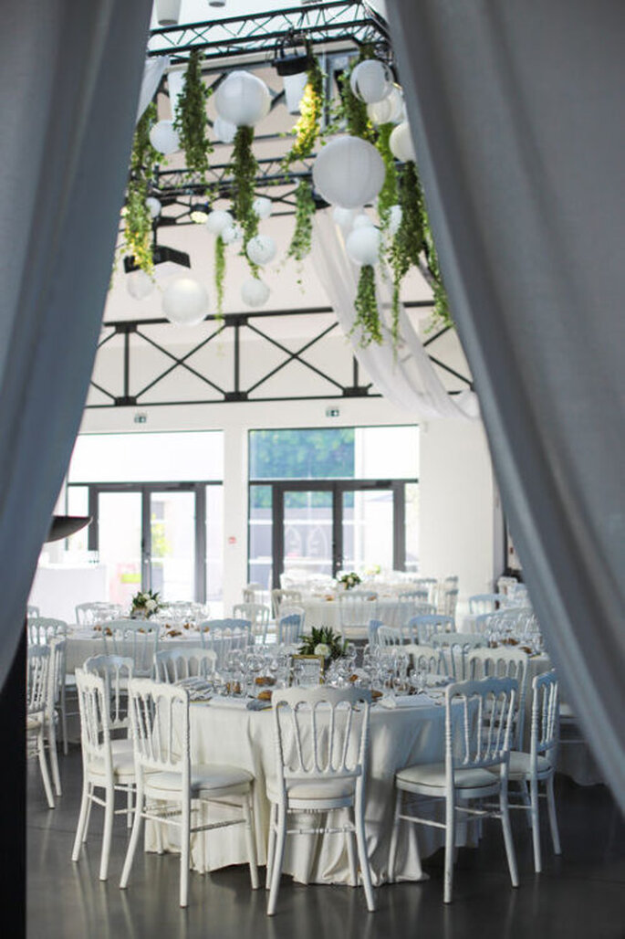 salle de réception lumineuse pour mariage en Provence