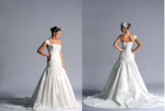 Essence 2011, original vestido de novia con un sólo tirante