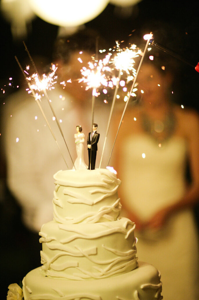 Luces de bengala en tu boda - Foto Gia Canali Photography