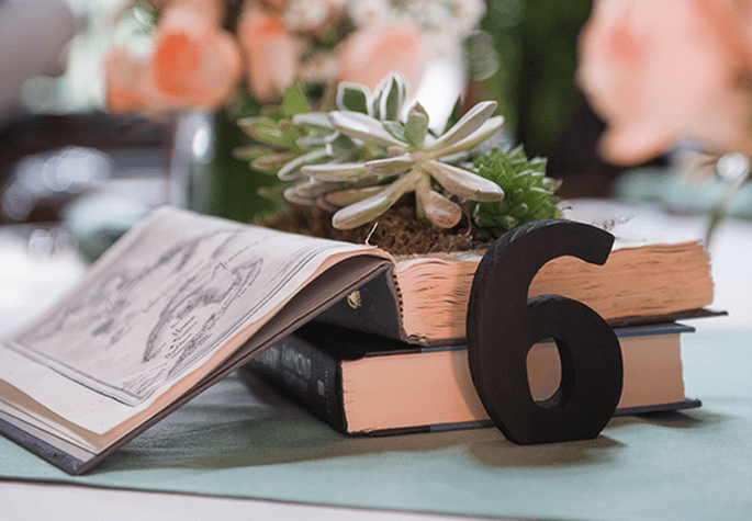 Libros en la decoración de tu boda - Foto Lynne Reznick Photography
