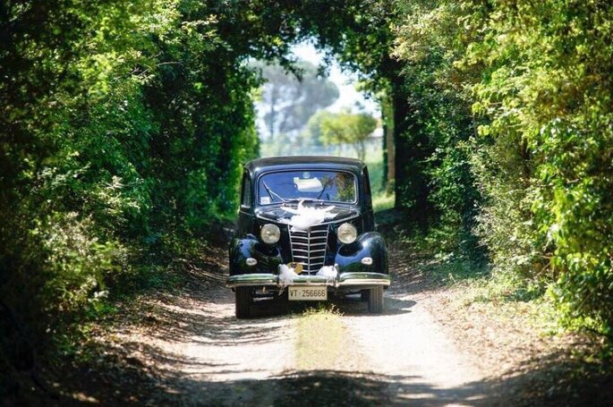 auto d'epoca per gli sposi