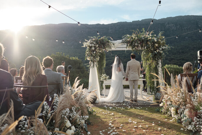 cerimônia de casamento ao ar livre