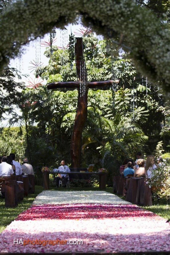 Montaje de Taller de Tallos para boda de día - Foto Humberto Abed