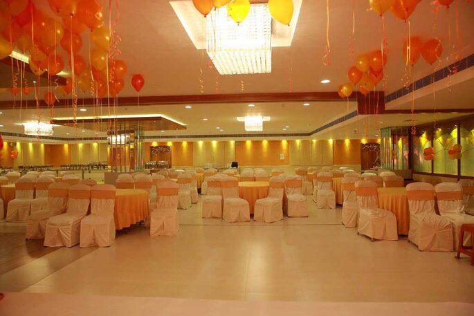 Moksh Banquets & Outdoor Catering