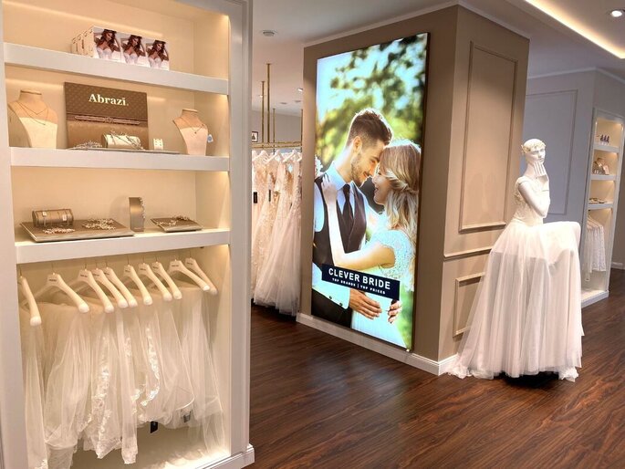 Brautkleider von internationalen Top-Labels im Münchner It-Store Clever Bride