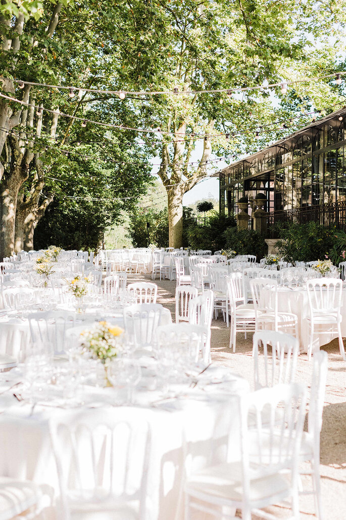 Réception de mariage en extérieur au Château de La Garde