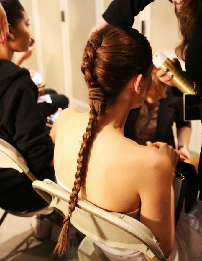 Trenzas, el peinado must para las novias más trendy - Foto Oscar de la Renta