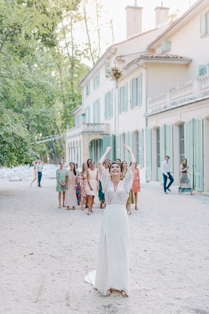 Lancer du bouquet de la mariée