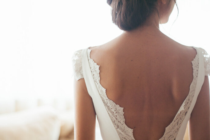 Vestido de noiva decotado nas costas