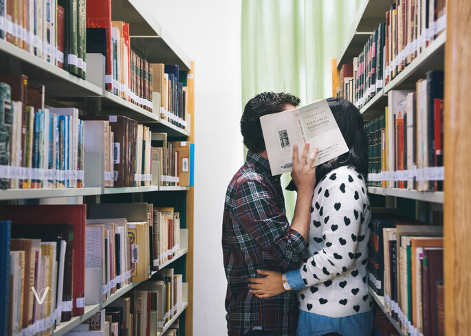 Once: una love session en la biblioteca - Viviana Cardona