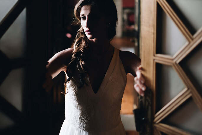 Fotografia: Nelson Marques + Andreia Torres Photography | Styling: GUIDA Design de Eventos ® | Vestido de noiva & Alta costura: Atelier Gio Rodrigues | Maquilhagem e cabelo: Espelho Meu |