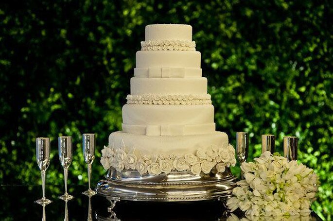 Como escolher o bolo de casamento ideal