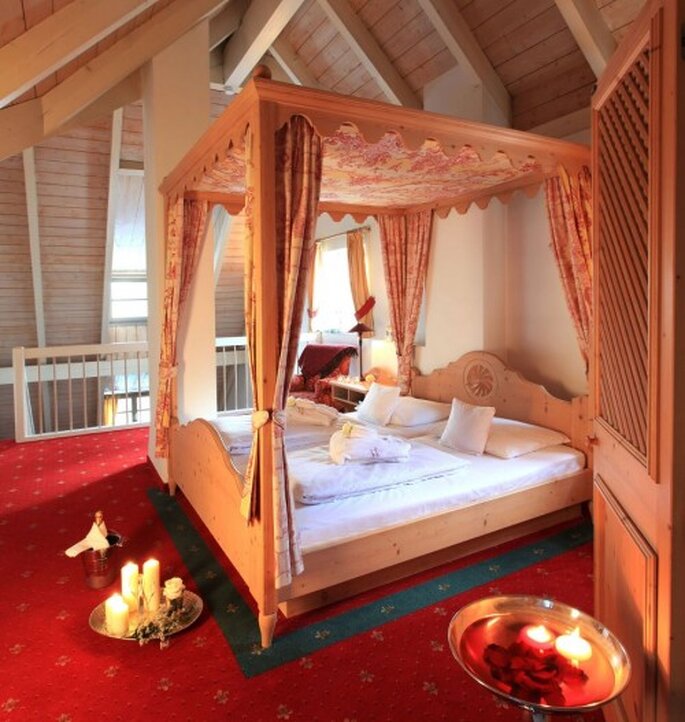 Rustikale Honeymoon-Suite in München – Foto: Romantikhotel Insel Mühle via Facebook