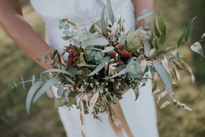 bouquet de la mariée fleurs séchées et fruits