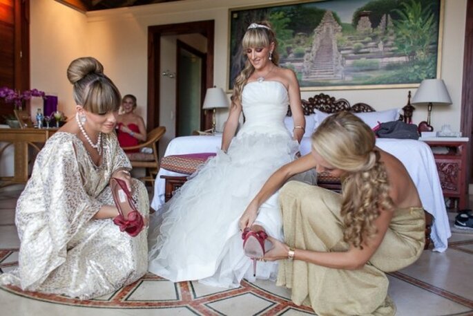 Real Wedding: Encanto en blanco en la boda de Almudena y Enrique - Foto Adriana Morett